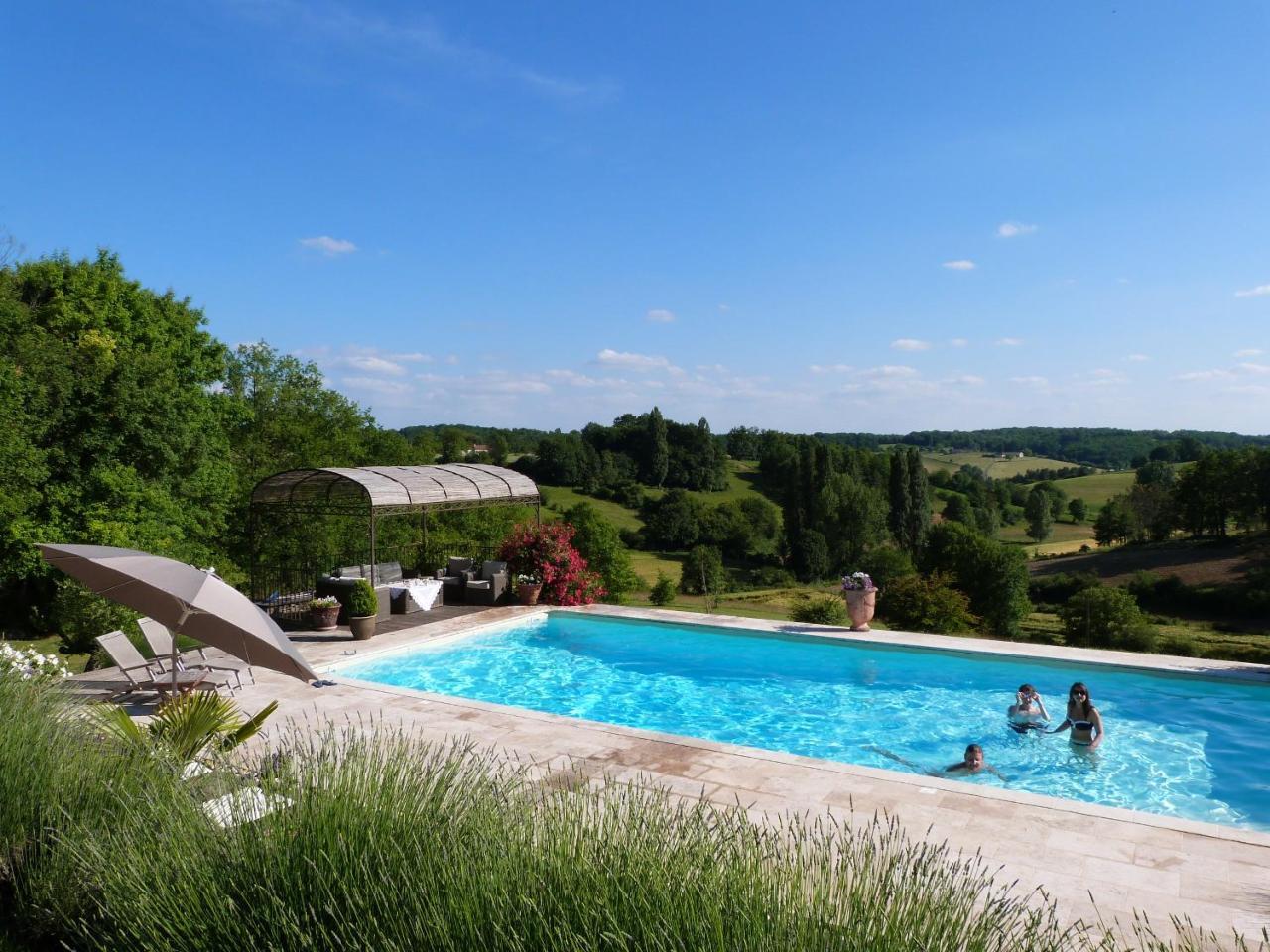 Le Manoir De Beauregard Bed & Breakfast Clermont-de-Beauregard Eksteriør bilde